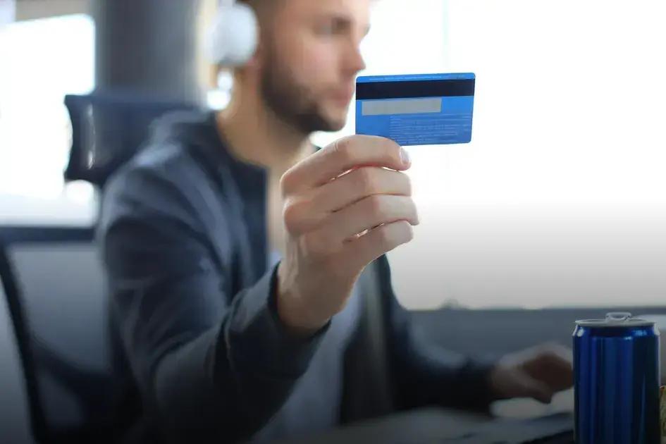 Cartão de crédito caixa sim para negativado: descubra suas vantagens