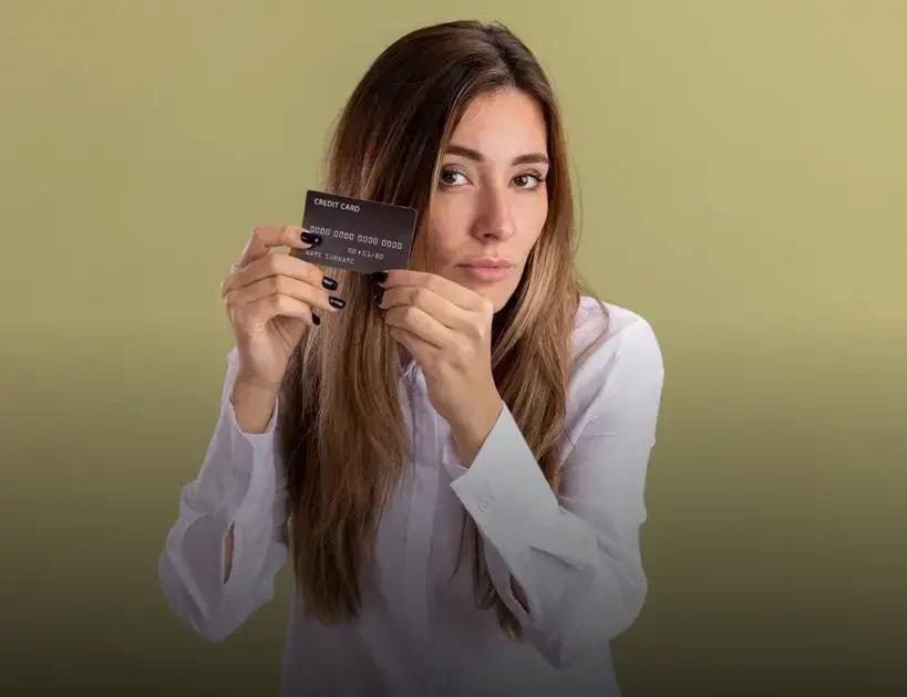 Cartão de crédito com limite de 500 reais para negativado: descubra opções