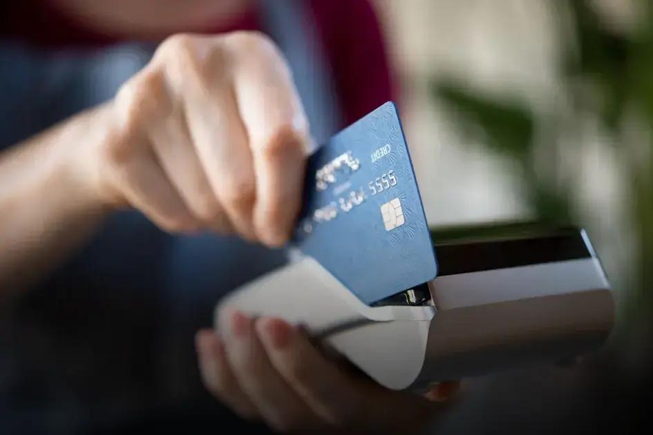 Cartão de crédito para negativado: descubra como a Crefisa pode ajudar