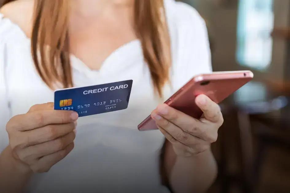 Cartão de crédito para negativado: saiba como conseguir o seu em 2025