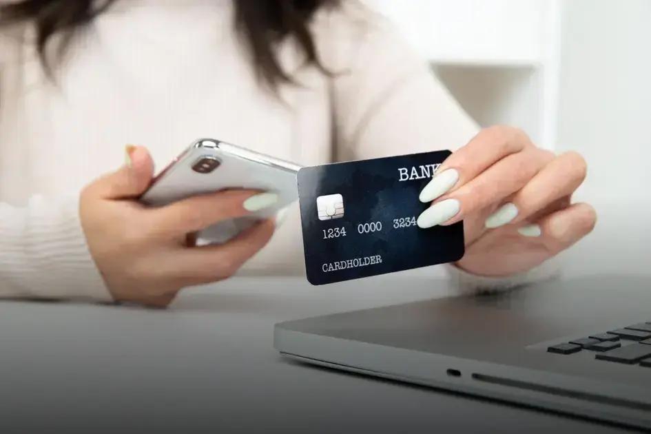 Cartão de crédito para negativado solicitar: descubra suas opções viáveis