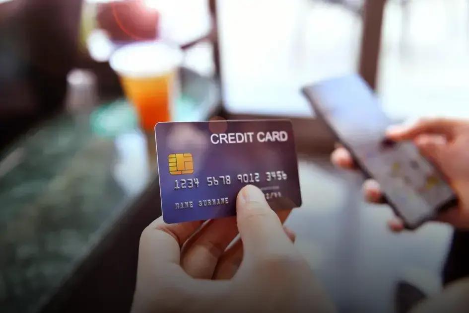 Cartão de crédito santander para negativados: descubra todas as alternativas