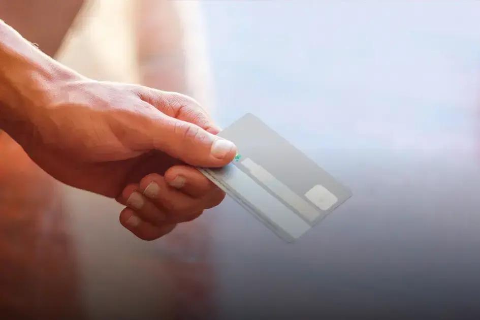 Nubank libera cartão de crédito para negativado: saiba como conseguir