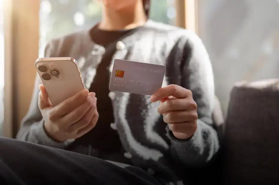 O melhor cartão de crédito para negativado e como conseguir um