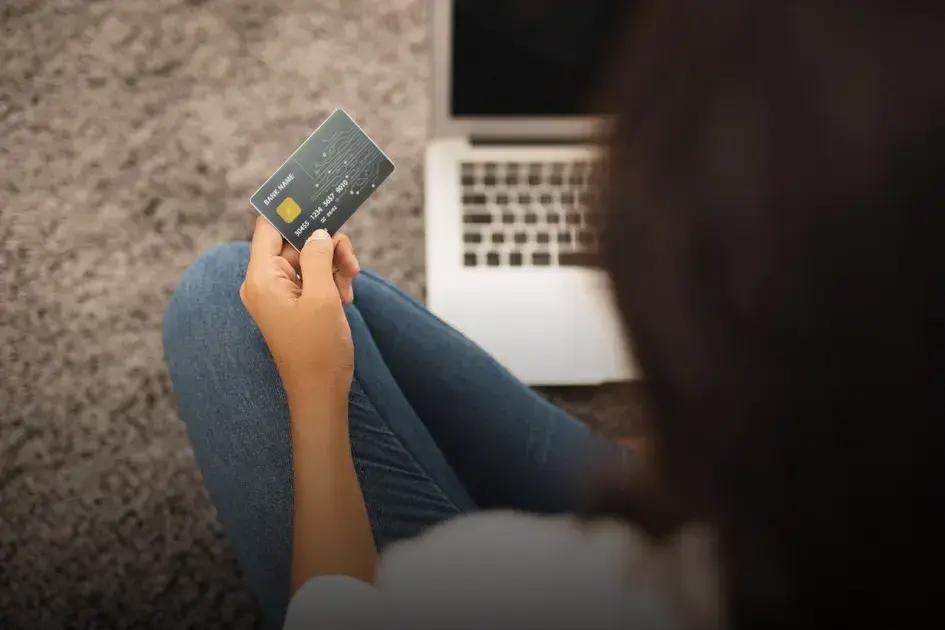 qual é o melhor cartão de crédito para negativado e como conseguir um